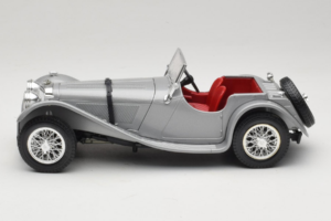 Jaguar SS100 Plata Bburago 1:18 3006-M2 Metal - imagen 3 de 6