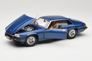 Jaguar XJ-S Azul Road Signature 1:18 92658 Metal - imagen 2 de 8
