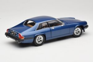 Jaguar XJ-S Azul Road Signature 1:18 92658 Metal - imagen 3 de 8