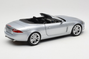 Jaguar XK X150 Descapotable Plateado Minichamps 1:18 153130533 Metal - imagen 3 de 8