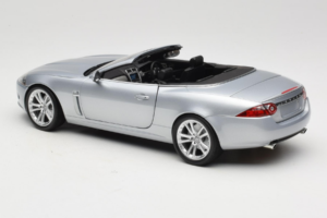 Jaguar XK X150 Descapotable Plateado Minichamps 1:18 153130533 Metal - imagen 7 de 8
