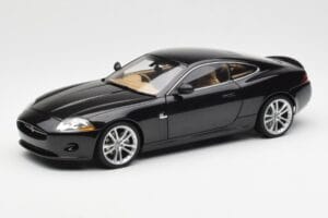 Jaguar XK-R X150 Midnight Negro AUTOart 1:18 73632 Metal