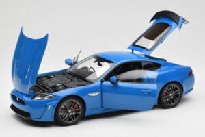 Jaguar XKR-S X150 French Racing Azul AUTOart 1:18 73641 Metal - imagen 2 de 8