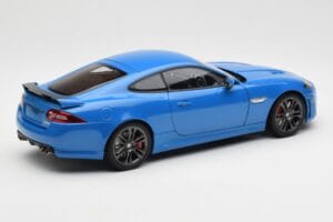 Jaguar XKR-S X150 French Racing Azul AUTOart 1:18 73641 Metal - imagen 3 de 8