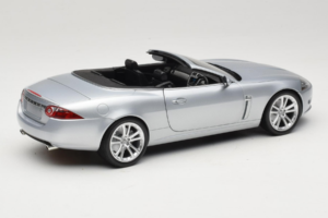 Jaguar XK X150 Descapotable Plata Minichamps 1:18 150130531 Metal - imagen 3 de 8