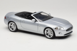Jaguar XK X150 Descapotable Plata Minichamps 1:18 150130531 Metal - imagen 6 de 8
