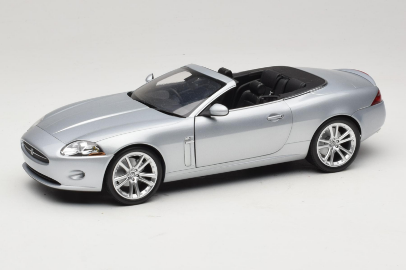 Jaguar XK X150 Descapotable Plata Minichamps 1:18 150130531 Metal