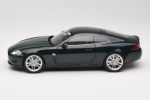 Jaguar XK X150 Coupe Verde Minichamps 1:18 150130501 Metal - imagen 4 de 8