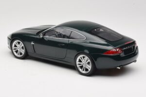 Jaguar XK X150 Coupe Verde Minichamps 1:18 150130501 Metal - imagen 7 de 8