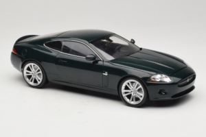 Jaguar XK X150 Verde Minichamps 1:18 150130500 Metal - imagen 6 de 8