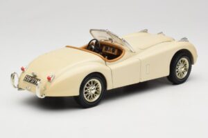 Jaguar XK120 Blanco Eduscho 1:18 7482-1HTH Metal - imagen 3 de 8