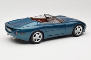 Jaguar XK180 Verde Maisto 1:18 50337 Metal - imagen 3 de 8