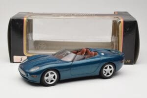 Jaguar XK180 Verde Maisto 1:18 50337 Metal - imagen 8 de 8