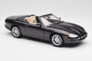 Jaguar XKR X100 Descapotable Gris Maisto 1:18 50331 Metal - imagen 6 de 8