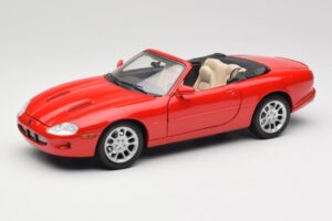 Jaguar XKR X100 Rojo Maisto 1:18 50330 Metal