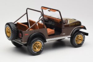 Jeep CJ-7 Golden Eagle Verde MCG 1:18 MCG18109 Metal - imagen 2 de 6