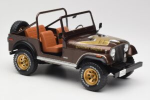 Jeep CJ-7 Golden Eagle Verde MCG 1:18 MCG18109 Metal - imagen 4 de 6