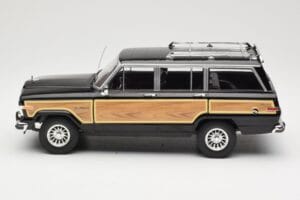 Jeep Grand Wagoneer Negro KK-Scale 1:18 KKDC181113 Metal - imagen 3 de 6