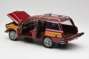 Jeep Grand Wagoneer Classic Rojo AUTOart 1:18 74002 Metal - imagen 5 de 8