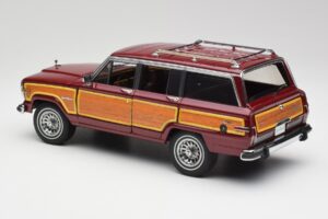 Jeep Grand Wagoneer Classic Rojo AUTOart 1:18 74002 Metal - imagen 7 de 8