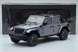 Jeep Wrangler 4xe Plata GT Spirit 1:18 GT419 Resina - imagen 6 de 6