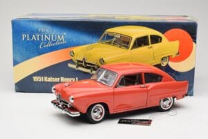 Kaiser Henry J Rojo Sun Star 1:18 5092 Metal - imagen 8 de 8