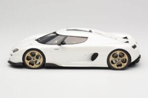 Koenigsegg CC850 Crystal White GT Spirit 1:18 GT903 Resina - imagen 3 de 6