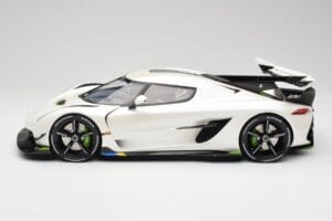Koenigsegg Jesko Attack Crystal White Pearl GT Spirit 1:12 GT501 Resina - imagen 3 de 6
