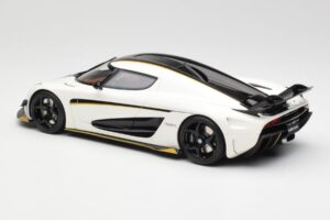 Koenigsegg Regera Crystal Blanco GT Spirit 1:18 GT913 Resina - imagen 5 de 6