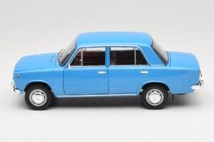 Lada 1200 2101 Azul IXO 1:18 18CMC204OP Metal - imagen 4 de 8