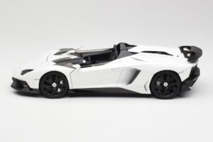 Lamborghini Aventador J Blanco AUTOart 1:18 74674 Metal - imagen 4 de 8