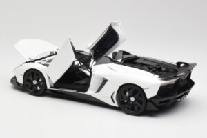 Lamborghini Aventador J Blanco AUTOart 1:18 74674 Metal - imagen 5 de 8