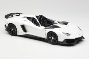 Lamborghini Aventador J Blanco AUTOart 1:18 74674 Metal - imagen 6 de 8