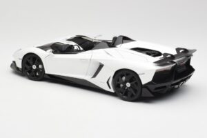 Lamborghini Aventador J Blanco AUTOart 1:18 74674 Metal - imagen 7 de 8