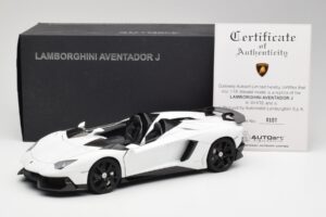 Lamborghini Aventador J Blanco AUTOart 1:18 74674 Metal - imagen 8 de 8