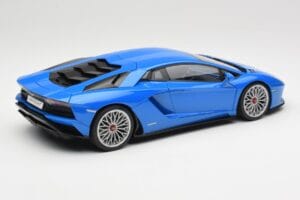 Lamborghini Aventador S LP740-4 Blue Nila AUTOart 1:18 79134 Metal - imagen 3 de 8