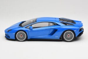 Lamborghini Aventador S LP740-4 Blue Nila AUTOart 1:18 79134 Metal - imagen 4 de 8