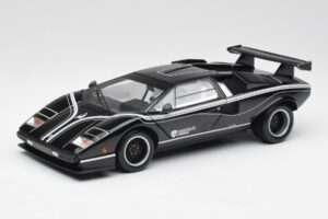 Lamborghini Countach LP500S Negro Kyosho 1:18 08326K Metal