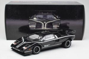 Lamborghini Countach LP500S Negro Kyosho 1:18 08326K Metal - imagen 8 de 8