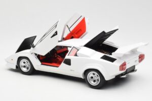 Lamborghini Countach LP500S Blanco Kyosho 1:18 08320E Metal - imagen 5 de 8