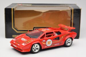 Lamborghini Countach Rojo Bburago 1:18 3047 Metal - imagen 8 de 8