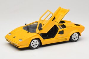 Lamborghini Countach TC Amarillo Tonka 1:18 09035-R1 Metal - imagen 2 de 8