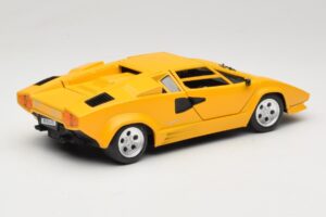 Lamborghini Countach TC Amarillo Tonka 1:18 09035-R1 Metal - imagen 3 de 8