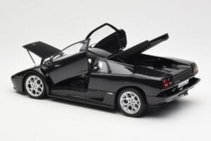 Lamborghini Diablo 6.0 Negro AUTOart 1:18 74528 Metal - imagen 5 de 8