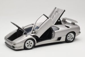 Lamborghini Diablo Plata AUTOart 1:18 70071 Metal - imagen 2 de 8