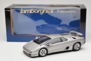 Lamborghini Diablo Plata AUTOart 1:18 70071 Metal - imagen 8 de 8