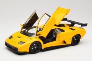Lamborghini Diablo GTR Amarillo Hot Wheels 1:18 53885 Metal - imagen 2 de 8
