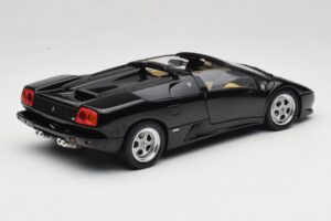 Lamborghini Diablo Roadster Negro AUTOart 1:18 70093-R1 Metal - imagen 4 de 10
