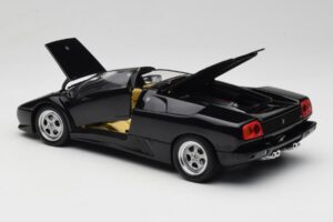 Lamborghini Diablo Roadster Negro AUTOart 1:18 70093-R1 Metal - imagen 6 de 10