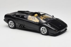 Lamborghini Diablo Roadster Negro AUTOart 1:18 70093-R1 Metal - imagen 7 de 10